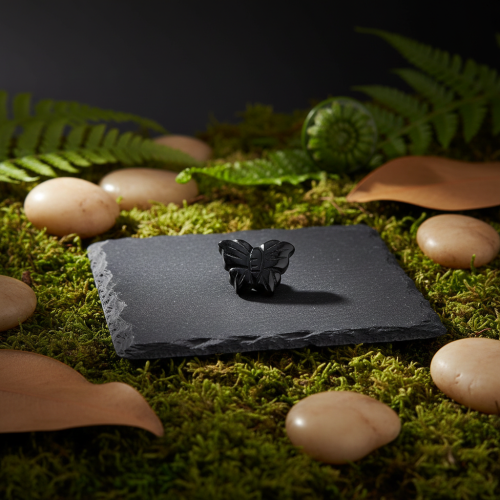 Obesek Metuljček - Oniks Obesek Metuljček - Oniks